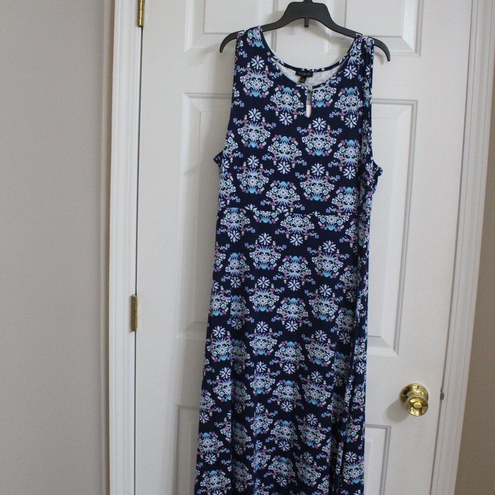 Talbots Maxi Dress Size XL; Blue Floral. Sleeveless; 58% Cotton 4% Spandex; M